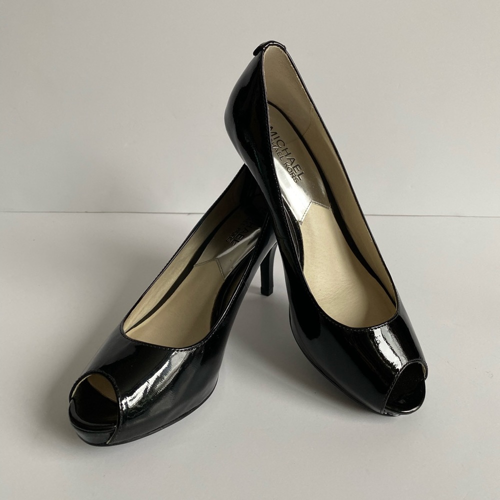 Michael Kors black patent heels